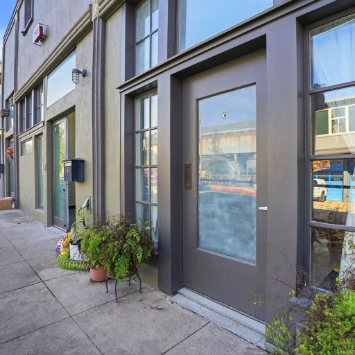Looking for investment property? 733 Loring Ave. Crockett CA